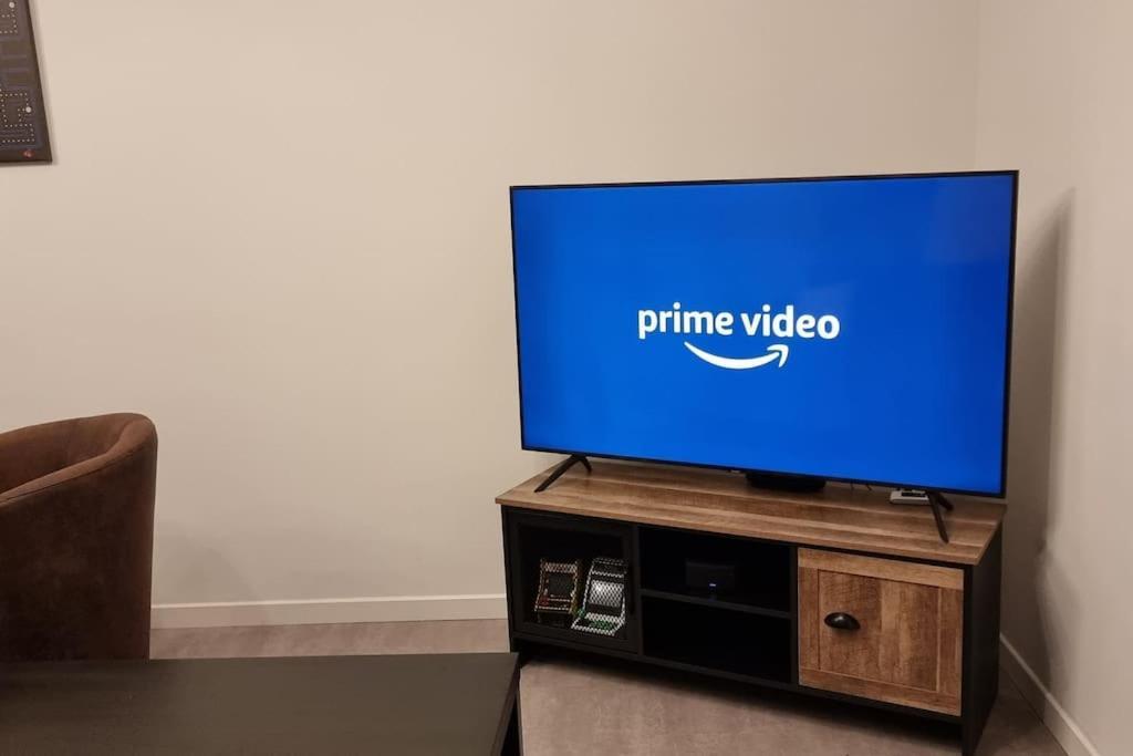Belle Maison Climatisee Renovee Pac-Man Entre Collegues, Amis, Famille - Barbecue - Netflix - Prime - Baby Foot 50Cts Saint-Seurin-sur-l'Isle ภายนอก รูปภาพ