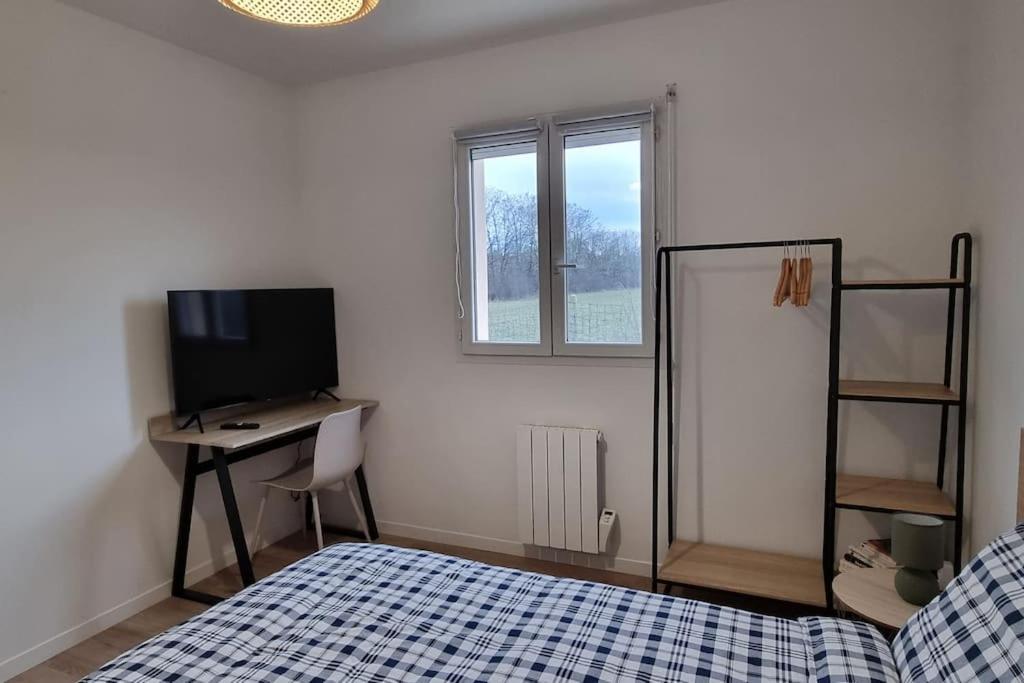 Belle Maison Climatisee Renovee Pac-Man Entre Collegues, Amis, Famille - Barbecue - Netflix - Prime - Baby Foot 50Cts Saint-Seurin-sur-l'Isle ภายนอก รูปภาพ