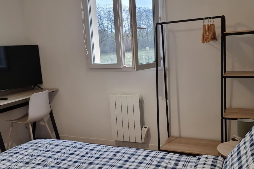 Belle Maison Climatisee Renovee Pac-Man Entre Collegues, Amis, Famille - Barbecue - Netflix - Prime - Baby Foot 50Cts Saint-Seurin-sur-l'Isle ภายนอก รูปภาพ