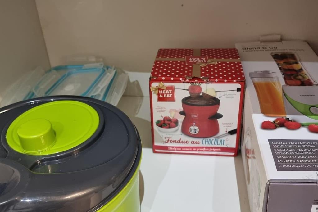 Belle Maison Climatisee Renovee Pac-Man Entre Collegues, Amis, Famille - Barbecue - Netflix - Prime - Baby Foot 50Cts Saint-Seurin-sur-l'Isle ภายนอก รูปภาพ